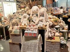 -半山书局(新世纪商城店)