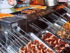 -乌恰市场(彩虹商场店)