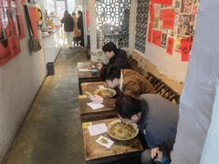 -方铲铲·成都板凳面(滨江银泰店)