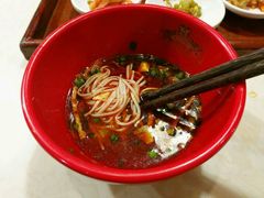 -乡党臊子面(丰庆公园店)