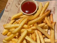 -MARU玛露音乐餐厅(大学路店)