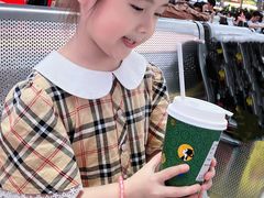 -茶理宜世(广州南站（站内）3楼B17检票口店)