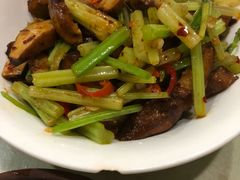 -建辉湖南土菜馆(南大街店)