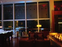 -The Penthouse酒吧
