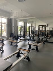 -无界瑜伽普拉提