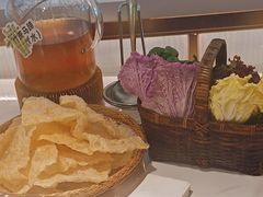 -洪氏嗨捞·广东猪肚鸡·椰子鸡火锅(西咸万象城店)