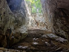 -九华秋浦胜境大王洞风景区