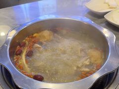 -光头药膳鸡(莱茵小镇店)