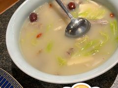 白菜豆腐鸭架汤-真地道京味府·鲜橙烤鸭·北京菜(朝外大街东大桥店)