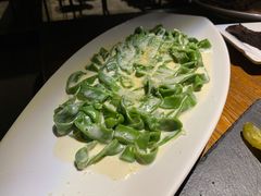 招牌手工菠菜面-喜洲吧·江畔老船厂·庭院餐厅(喜临院店)