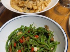 -黄泥岗·地道湖北菜(奥特莱斯店)