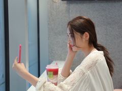 -奈雪的茶(金鹰广场店)