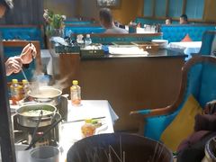 -领鲜活海鲜榴莲自助火锅(东门店)