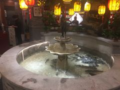 -万里闯关东铁锅炖菜馆(高新旗舰店)