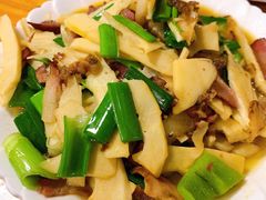 笋干炒腊肉-仁和人家