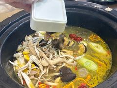 -菌乡缘·野生菌蒸汽鱼火锅(江边夜市店)