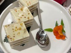 椰汁桂花糕-粤来记·啫啫煲·点心(日月光店)