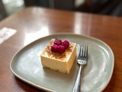 烤乳酪芝士（醇香冻芝士蛋糕）-G+KITCHEN(龙湖狮山天街店)