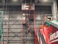 -极限PLAY运动娱乐新世界·团建派对潮玩休闲馆·室内蹦极高空游乐园