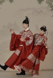 -纪梵希旅拍婚纱摄影(大连总店)