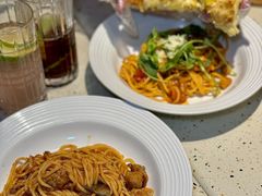 -必胜客(WOW中心城店)