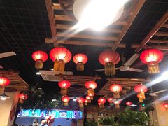大堂-靠山屯东北农家菜(八龙桥雅苑店)