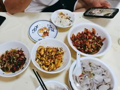 -笨罗卜浏阳菜馆(星沙店)