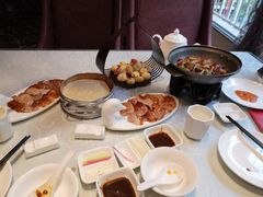 -湖庭壹品鸭王·传统北京烤鸭·别墅私房菜·庭院宵夜(江宁店)