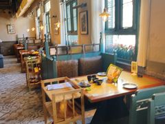 卡座-手选潮汕鲜活牛肉火锅(二七广场店)