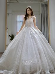 -Lady  Jane高端婚纱礼服馆