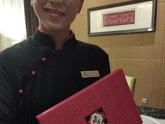 -粤尚腾香居中餐厅(首都机场希尔顿店)
