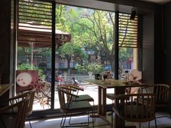 靠窗位-炖物24章·顺时轻养茶(杭州大厦店)