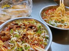 -薛记襄阳香辣牛肉面(平安路店)