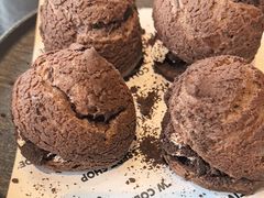 -W COLLECTIVE  DESSERT SHOP