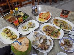 -四川小胡子海鲜(丁村万人海鲜广场店)