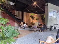 -J Create城市露营咖啡·简餐·宠物(上海动物园店)