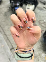 -手牵手美甲