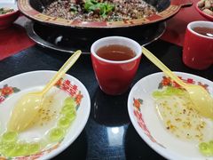 -烧哥美蛙肥肠鱼火锅·十五年社区店