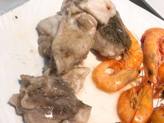 龙趸-越百海海鲜蒸锅(乐山店)