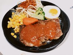 明星菲力牛排-汤姆家的牛排意面披萨(新城市广场店)