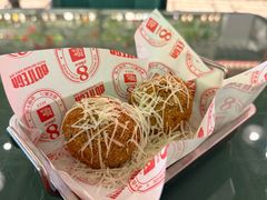 -BOTTEGA意库(中骏世界城店)