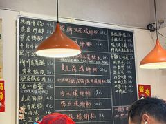 -柳州肥姨妈大骨螺蛳粉(万达中心店)