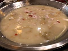-老来福·非遗酸汤兔(凯旋路店)
