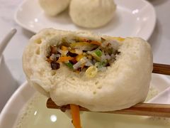-李与白包子铺(桐梓林店)