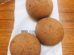 巧克力核桃麻薯球-啊噗吐呦现场烘焙(麦凯乐店)