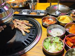 -炭火居韩式烤肉  숯불불고기