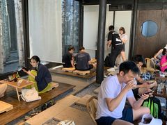 等位区-Metal hands·铁手咖啡