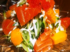 奇异果三文鱼沙拉-渔井食堂(新洲店)