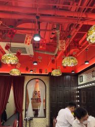 -东方先生国潮男士理发馆