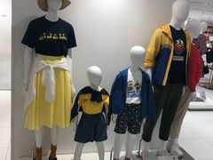 -优衣库(上海正大广场店)